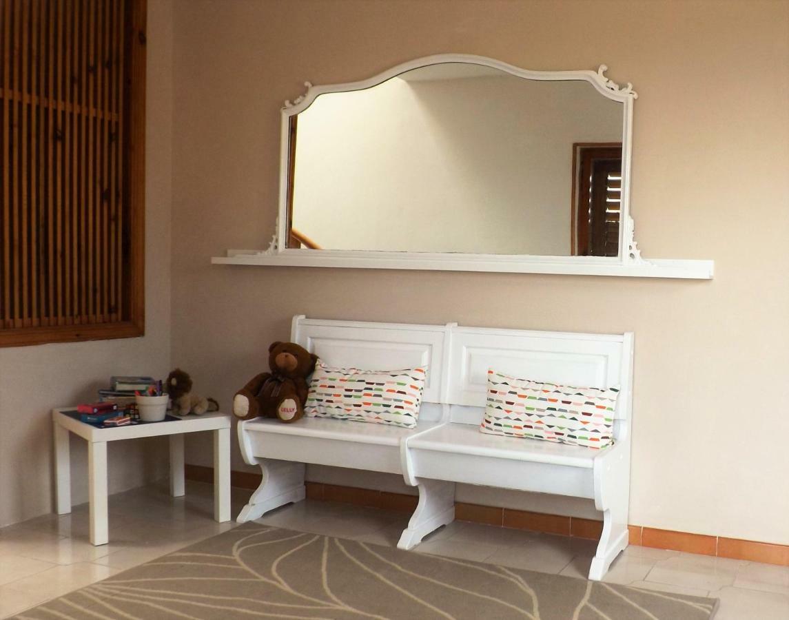 Domus Tua Bed & Breakfast Пиетрелчина Екстериор снимка