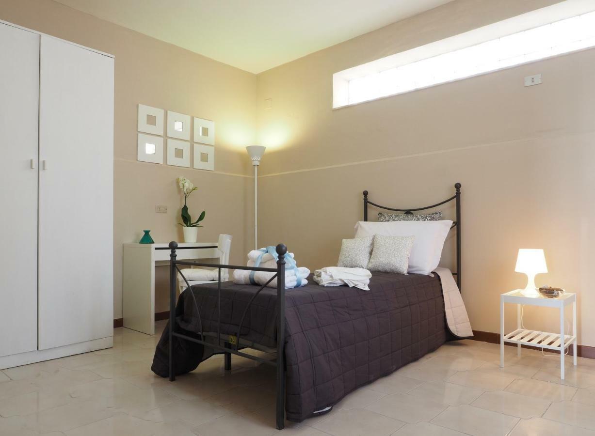Domus Tua Bed & Breakfast Пиетрелчина Екстериор снимка