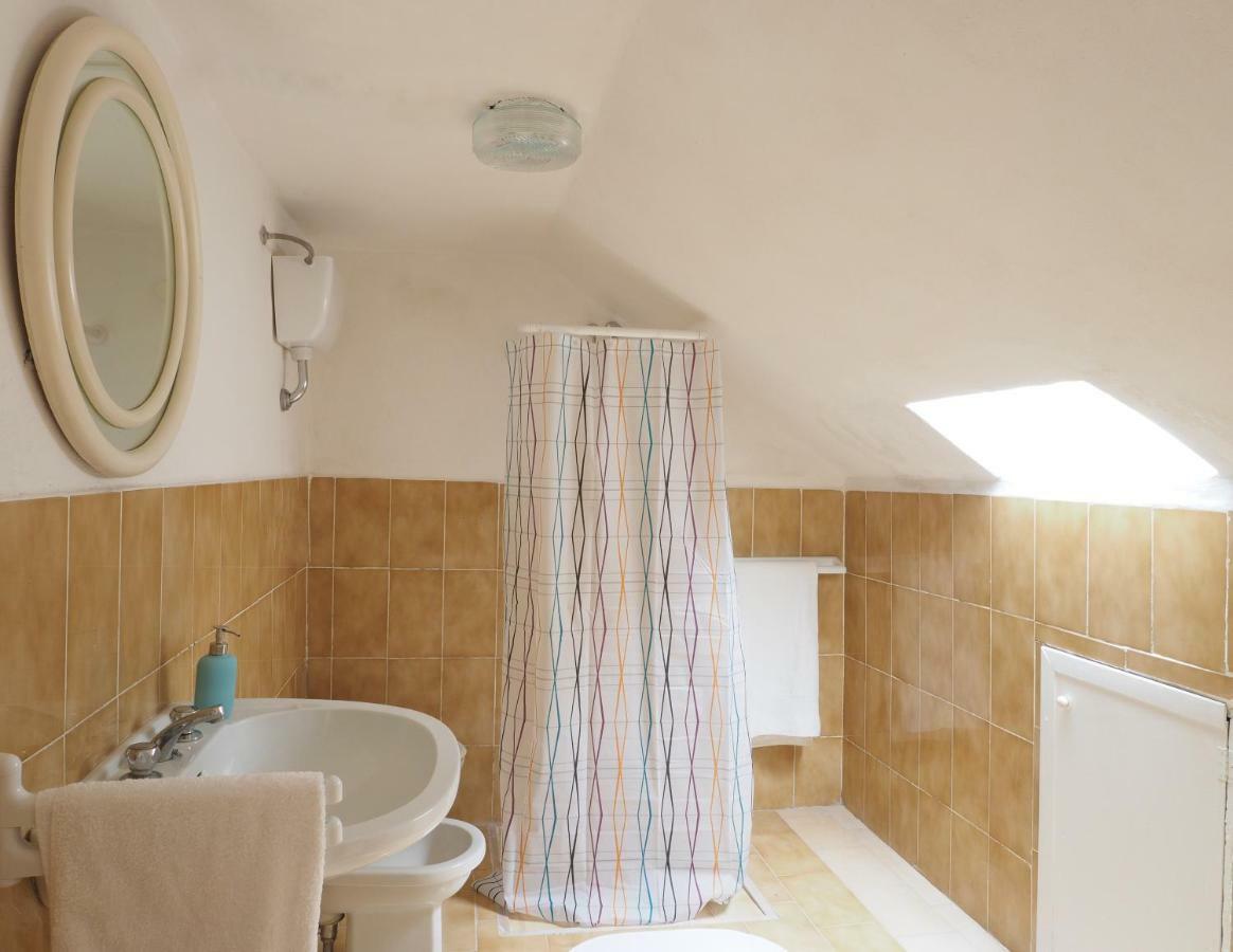Domus Tua Bed & Breakfast Пиетрелчина Екстериор снимка