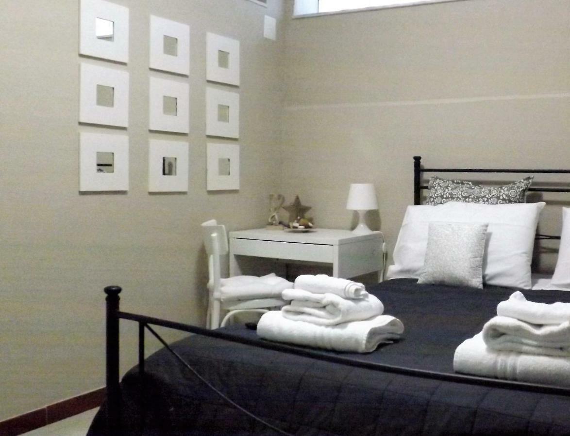 Domus Tua Bed & Breakfast Пиетрелчина Екстериор снимка
